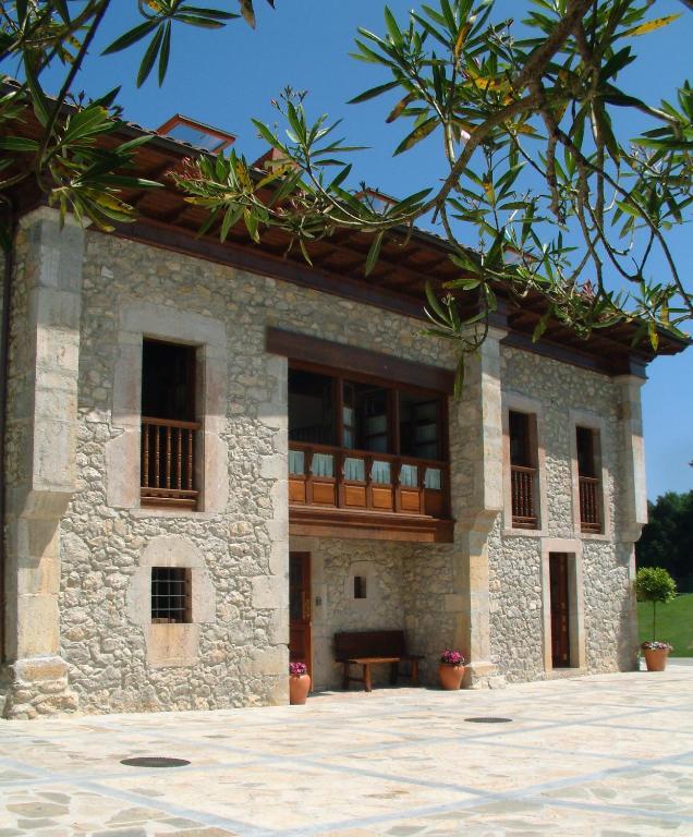 Hotel Aldama Golf Quintana de Llanes Exterior photo